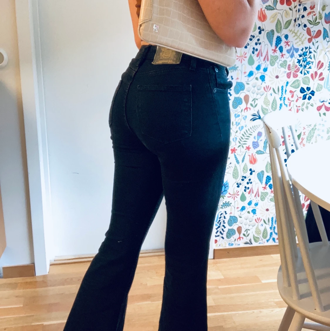 Storlek 25 svarta jeans - 90