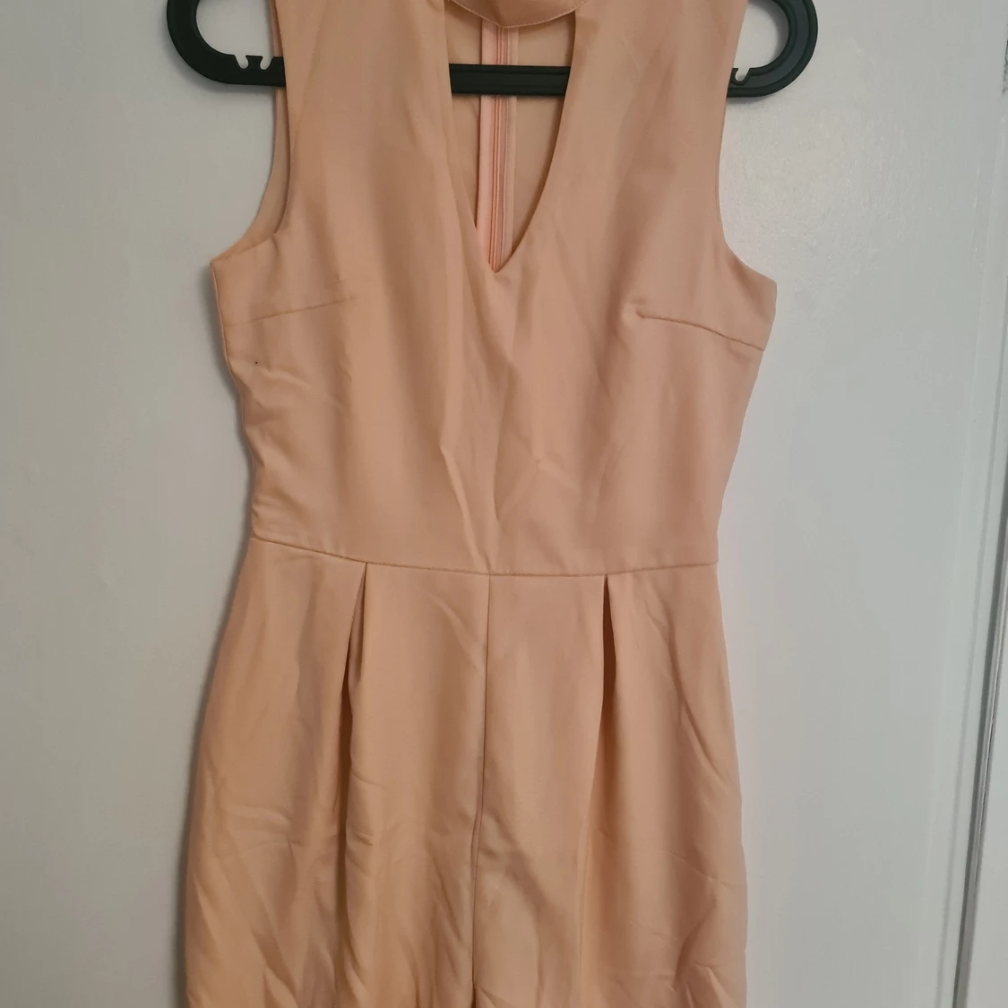 Jumpsuit persikofärgad 