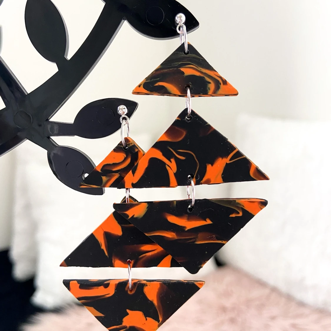 Örhängen Orange/svarta - 90