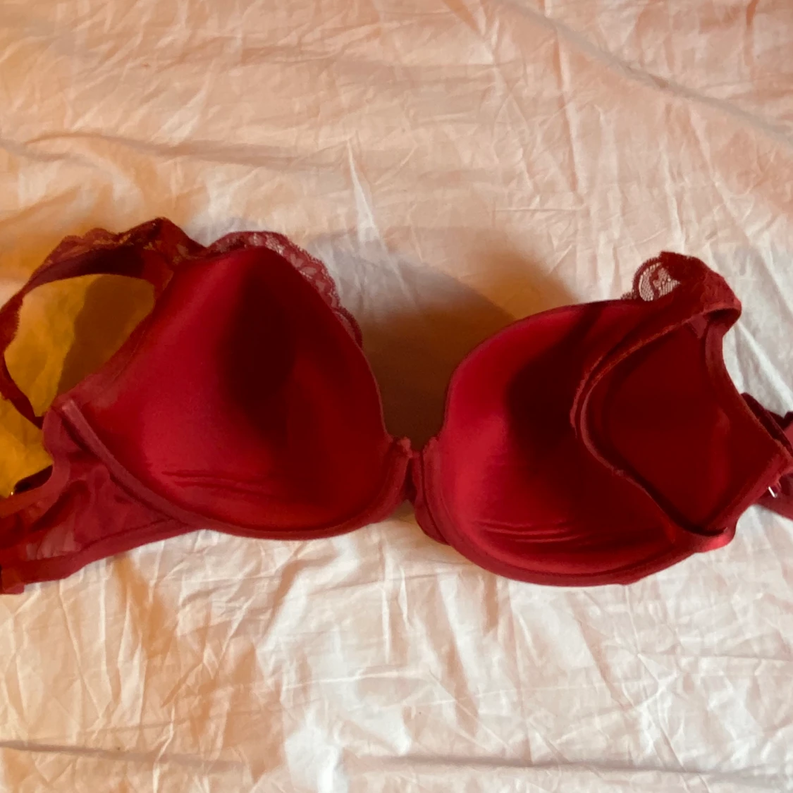 Röd bh i 85 E - 90