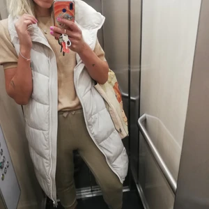 Massimo Dutti väst  - Beige väst, size M