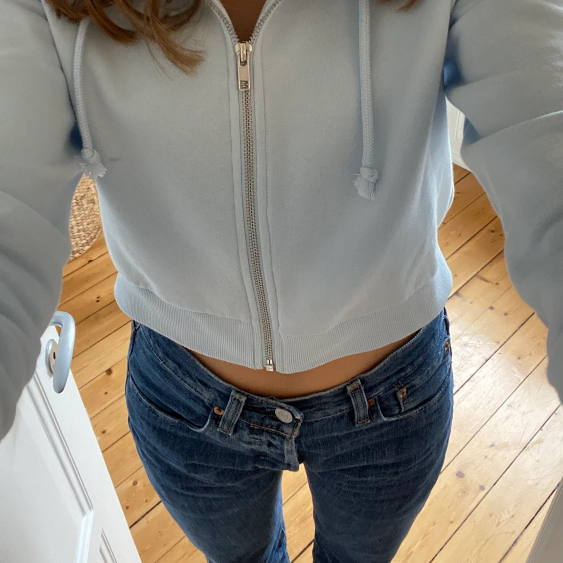 Cropped kofta Monki  - 91