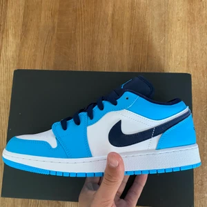 Jordan 1 low UNC - JORDAN 1 low unc i storlek 40 EU. Helt nya oprövade, står ej för frakt