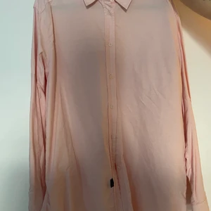 Pink Oversized Blouse - Perfect condition, 100 kr + frakt ❤️