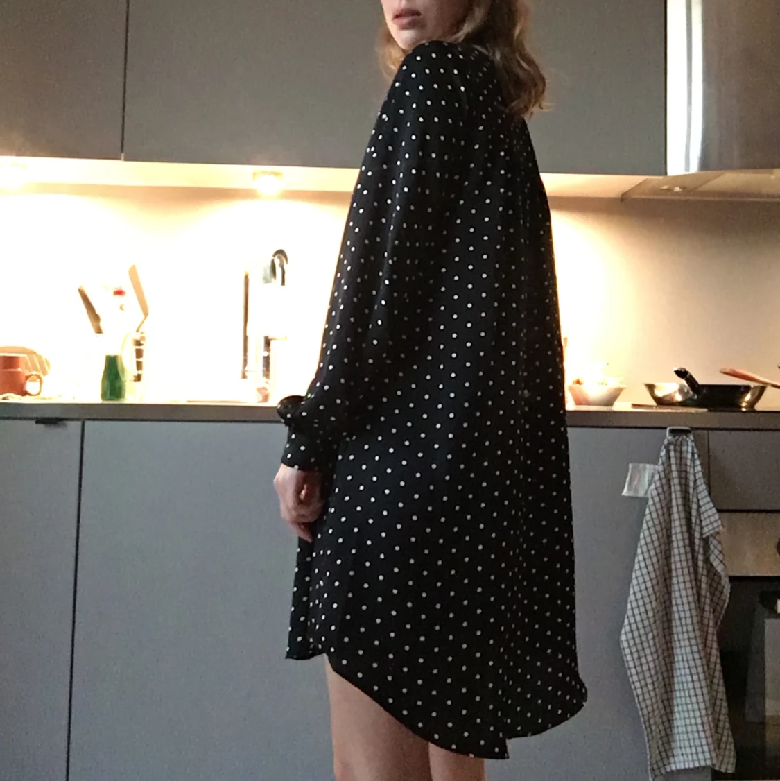Prickig klänning från H&M  - 91