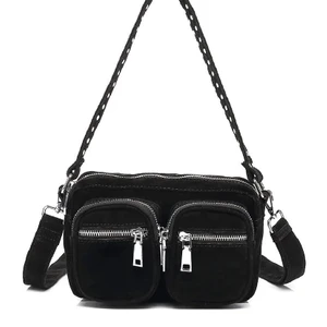 Noella väska - Skriv för frågor🥰