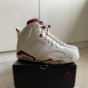 Air Jordan 6 - Maroon - Nya och oanvända, kommer i Nike boxen och har stannat i den sen jag köpte dem