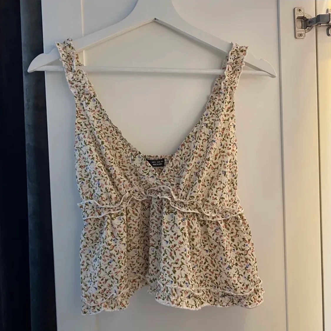 Blommigt linne  - 90