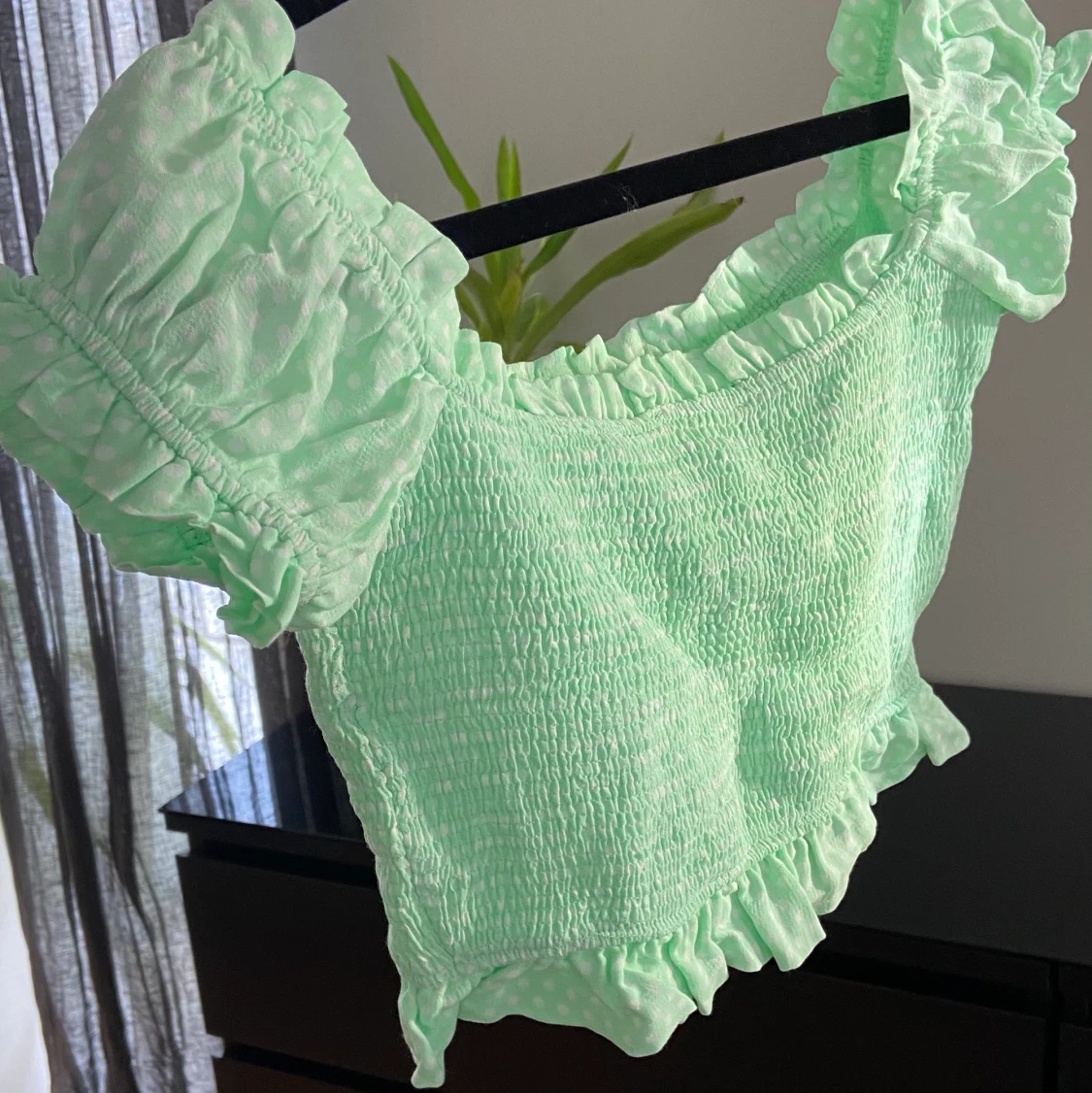 Croptop ZARA M grön magtröja  - 90