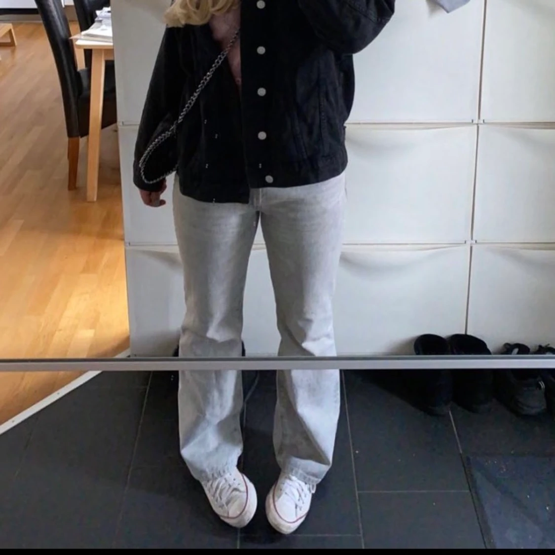 Gråa bootcut midrise jeans st-M