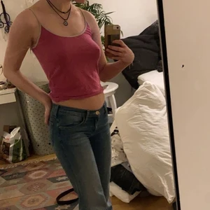 Rosa linne  - Rosa linne köpt från Plick! Kan mötas upp eller frakta!