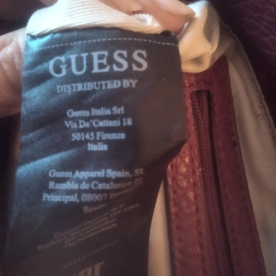 GUESS est 1981 - 90
