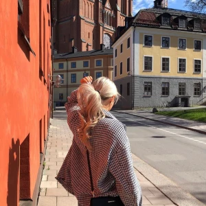 Jacka Zara - En mönstrad och färgglad jacka från Zara. Jättefin men kommer inte till användning längre tyvärr. 