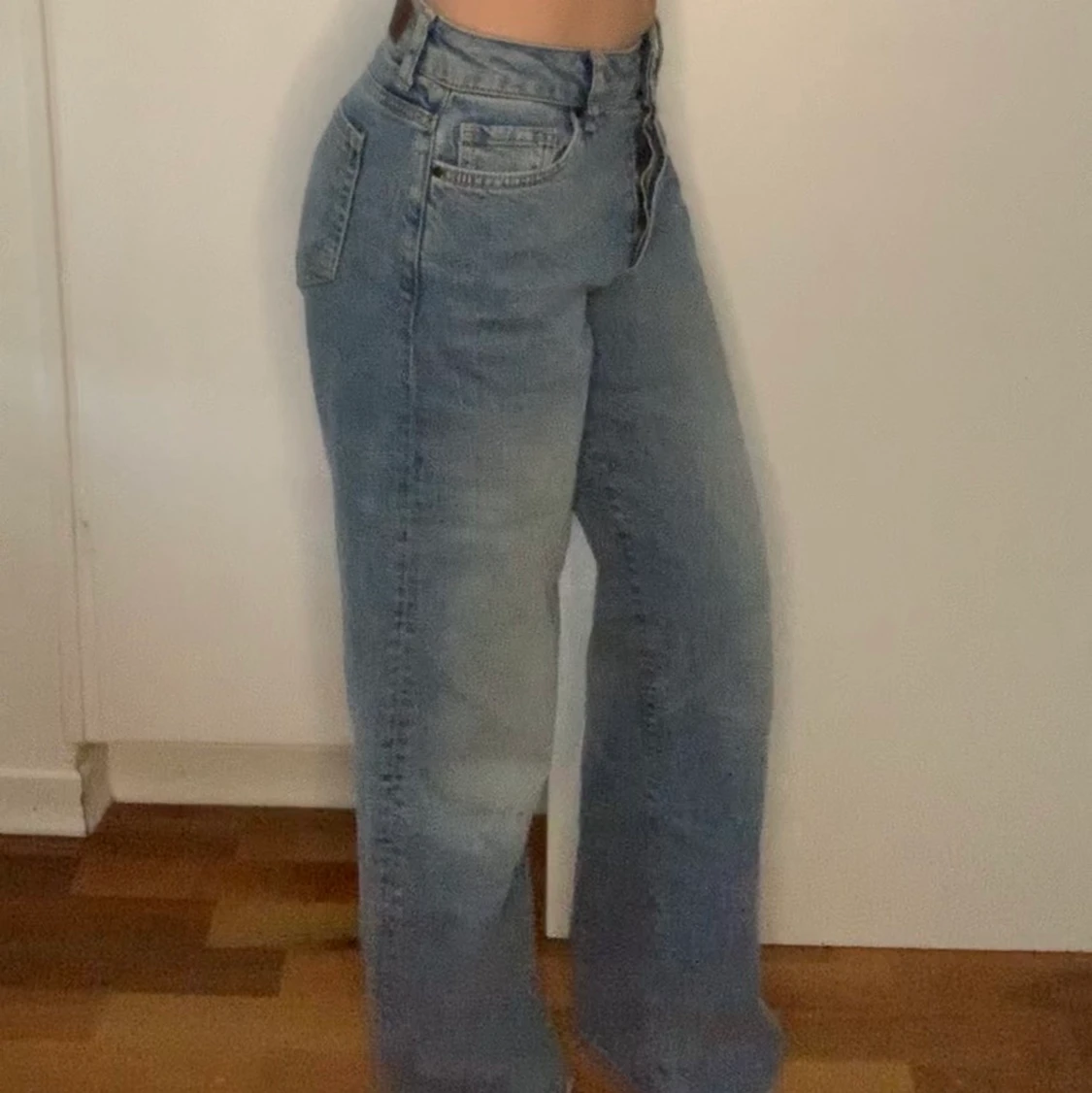 Högmidjade jeans strl 25 - 91