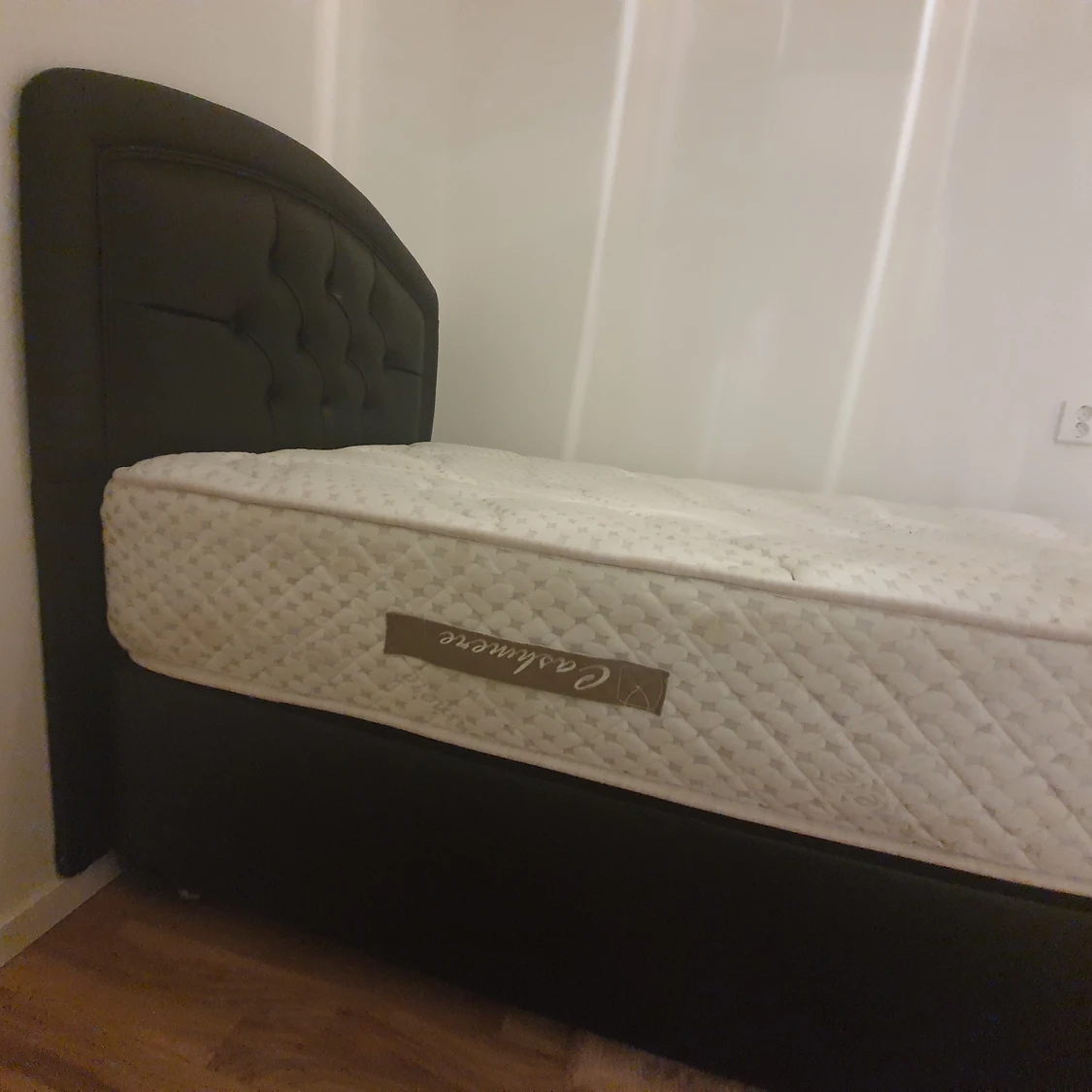 Jätte bra säng använder men inte så mycket