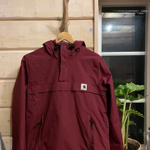 Carhartt anorak jacka - colour limiteded - Super snygg och bekväm carhartt anorak. Färgen är limited edition. Bra skick