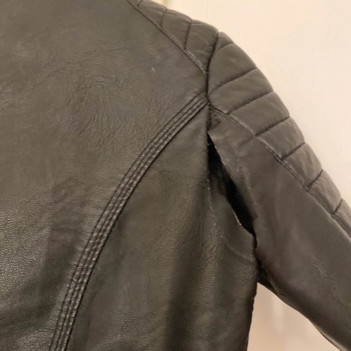 Skinnjacka från chiquelle stl 34  - 91