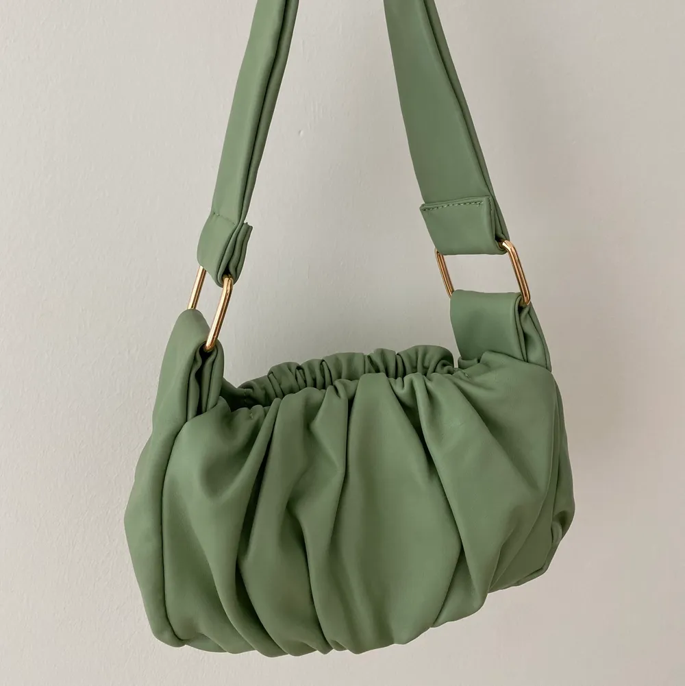 Mint Green handbag. Väskor.