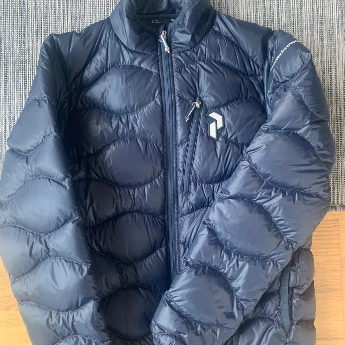 Peak performance junior helium jacka - 90