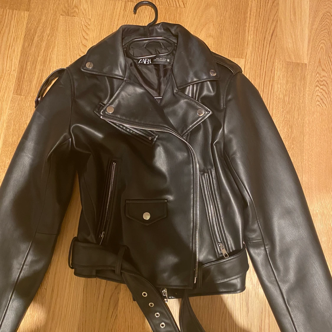 Skinnjacka från zara  - 90