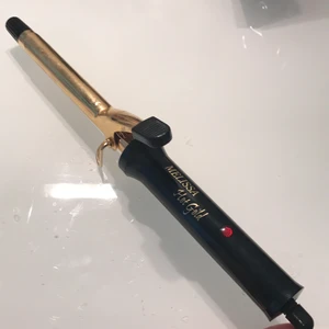 Locktång  - Säljer min locktång från ”Melissa” väl använd men funkar jätte bra. Kan posta mot betalning.