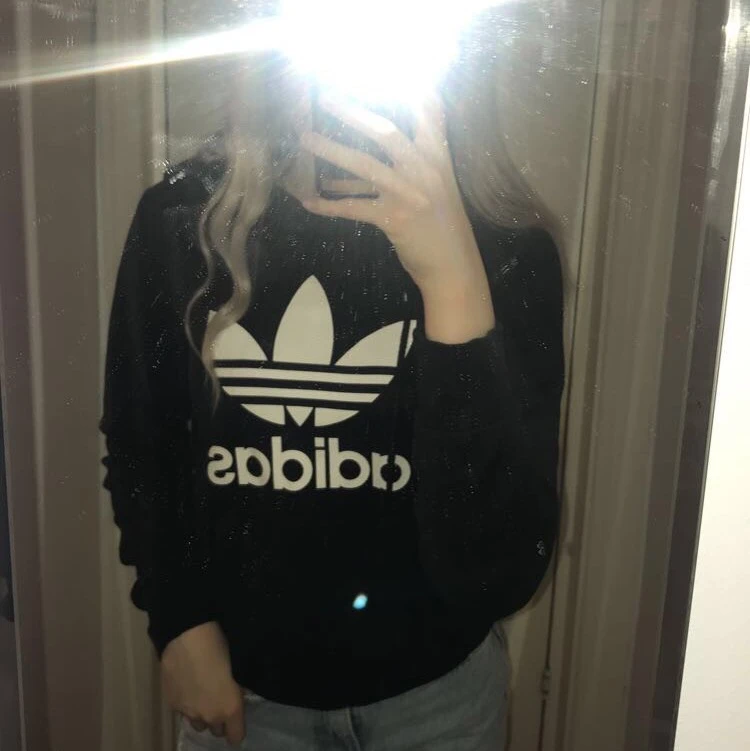 Adidas hoodie, S