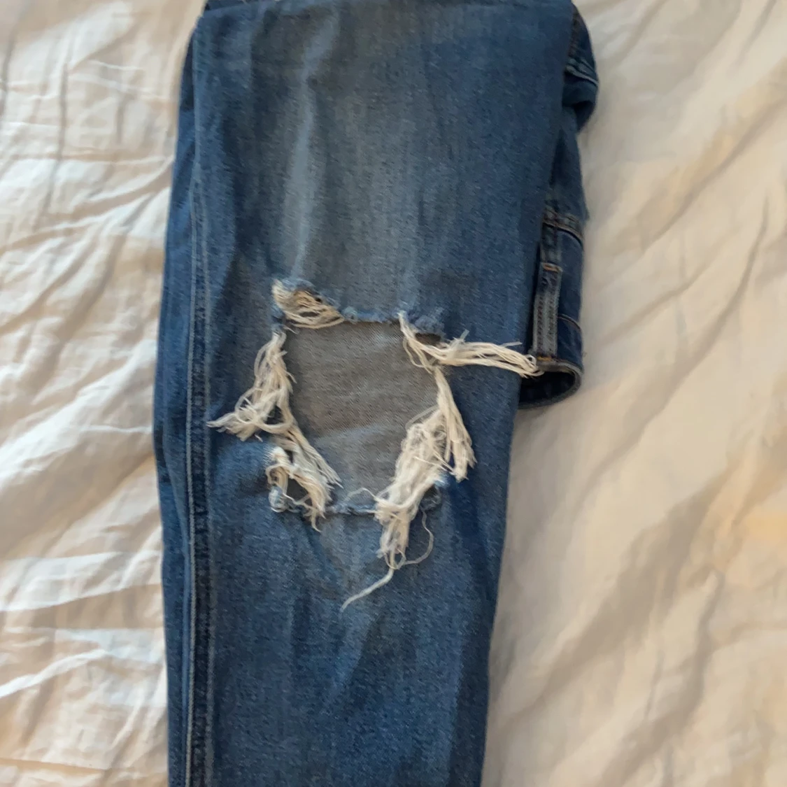 Hollister Ultra High-Rise Mom Jeans (Vintage Stretch) - 91