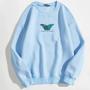 Blå munktröja - Blå munktröja, väldigt mjuk inuti, fjäril