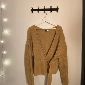 Cardigan  - Kommer inte längre till användning! Gott skick 