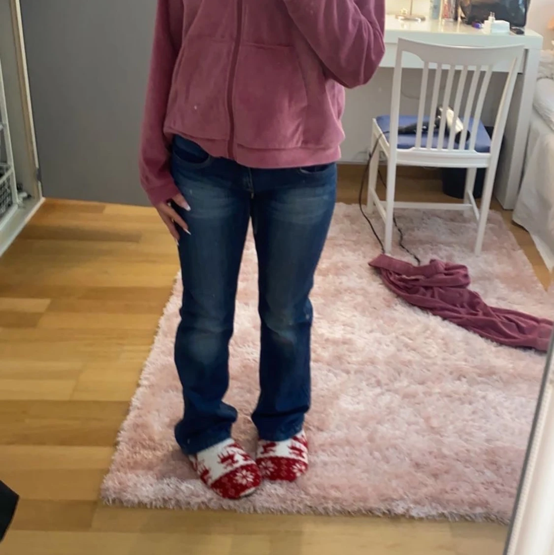 lågmidjade jeans