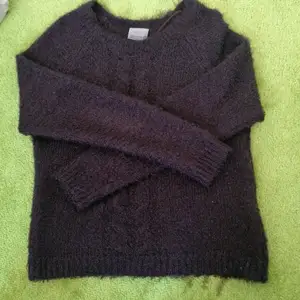 Sleeves 68 cm long. 55 cm is the sweatshirt. Used good 