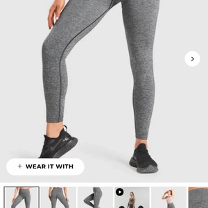 Gymsharktights  - Fina tights från gymsharktights, stl xs men passar även S  Fint skick, väldigt lite använda