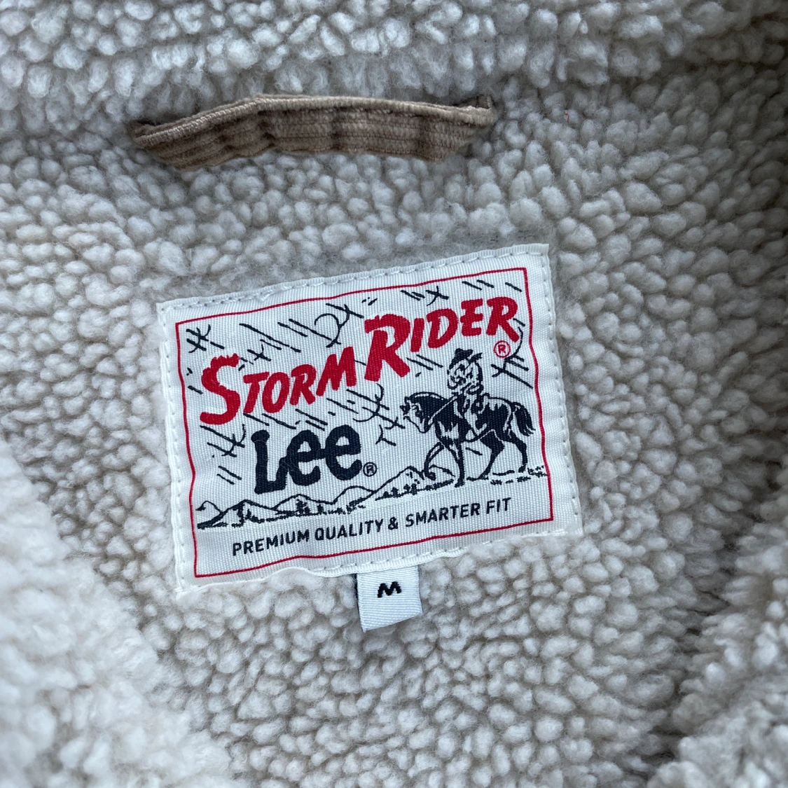 Beige Lee Teddy jacka i manchester - 90