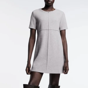 Zara klänning  - Aldrig använd! Storlek M men passar S💖