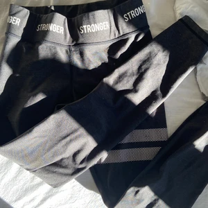 Stronger tights - Stronger tränings byxor, storlek xs/s. Skriv för frågor 
