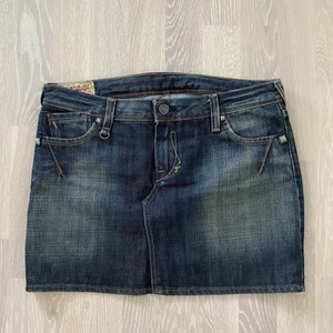 y2k jeanskjol  - Jättefin lågmidjad jeanskjol med snygga fickor💖💖