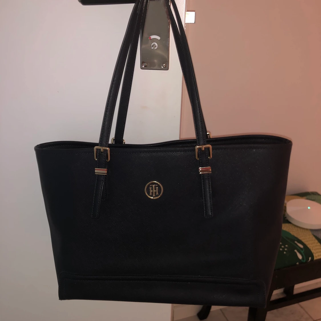 Tommy hilfiger väska