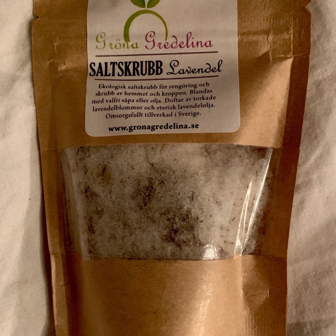 Gröna gredelina saltskrubb