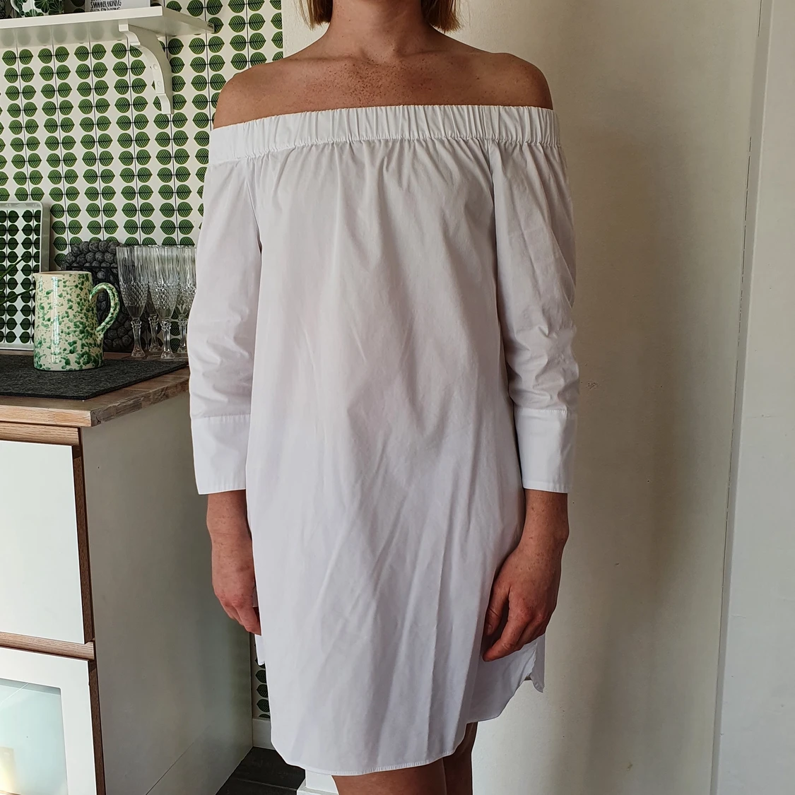 offshoulder-klänning - 90