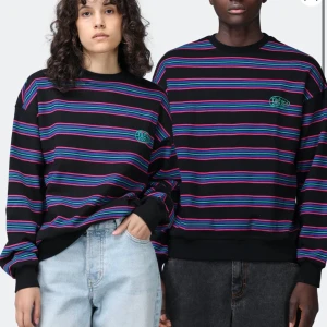 Junkyard sweatshirt  - Väldigt fin tröja från junkyard, säljer pga att jag ej använder denna längre vilket är synd eftersom den är väldigt snygg 💓 men tröjan är i storlek xs men skulle säga att den sitter mer som S 💓