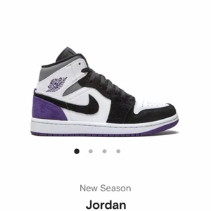Jordan 1 mid purlpe se - Inköpta för 2300 storlek 42.5.     skick använda