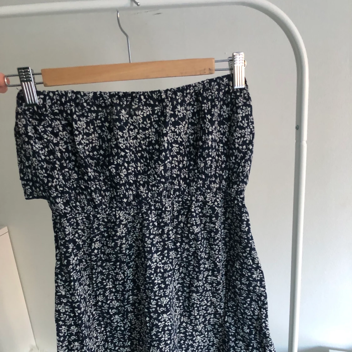 Blommig klänning  - 91