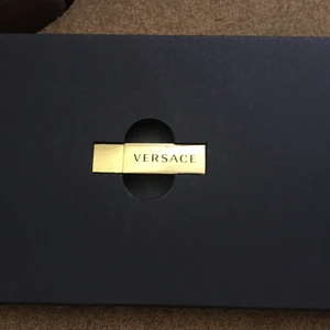 Versace USB-minne  - Versace USB-minne, 4GB. Stiligt och envärt en gång 