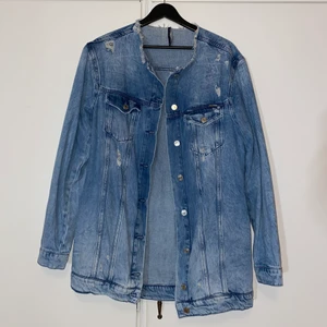 Guess jeans jacka - Oversized lång Guess jeans jacka.