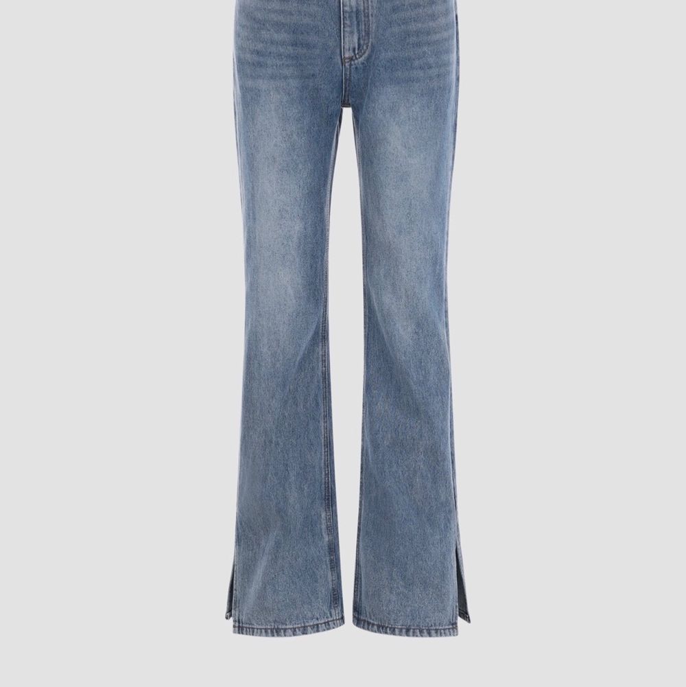 Helt nya unika jeans från cider i storlek M, utsvängda. 200kr inklusive frakt. . Jeans & Byxor.