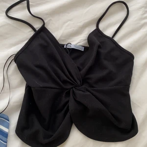 Svart zara topp - Endast använd 1 gång 