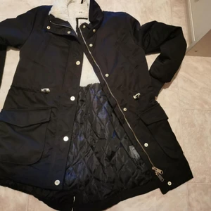 Jacka - Vinterjacka i storlek 146