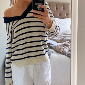 Soft goat randig tröja - Så fin randig soft goat tröja, så fint skick och så skön och najs. Säljer då den ej kommer till användning för mig💓💓