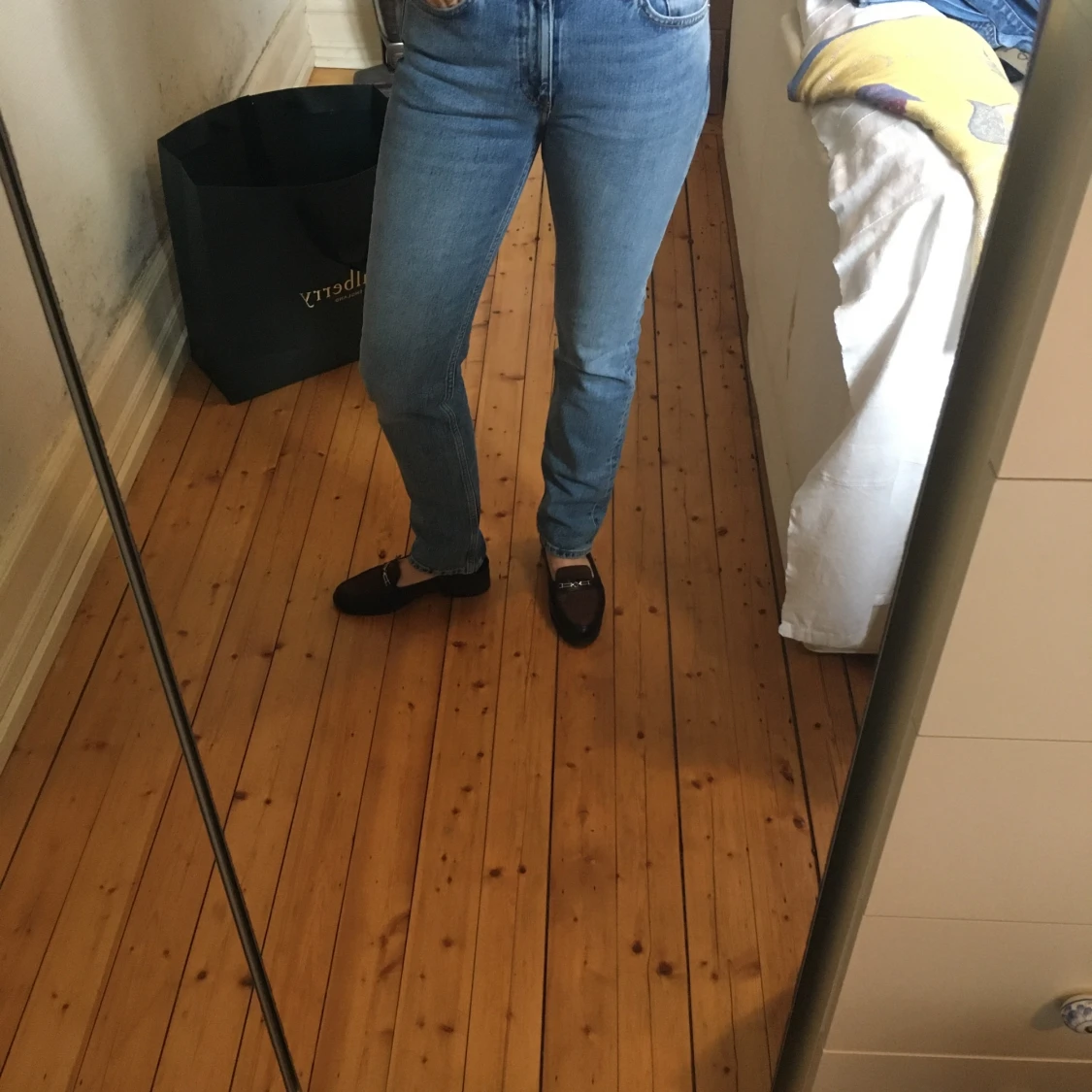 Ljusblå jeans från arket