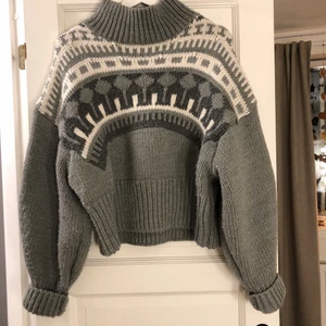 Stickad tröja storlek s - Stickad tröja från hm, aldrig använd
